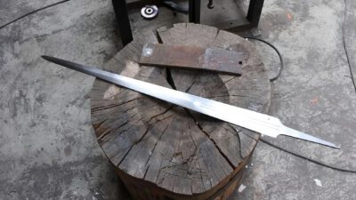 39 Sword Steel Types: A Guide into Metallurgical Characteristics